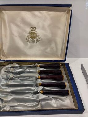 mid-century faux stag handled spreaders in original box